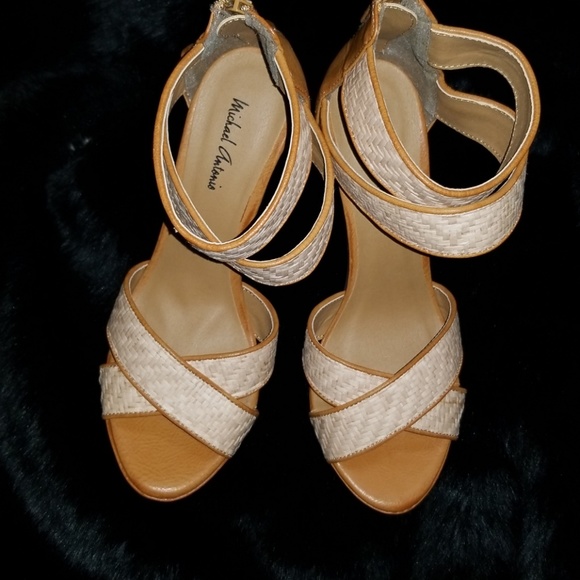 Michael Antonio Shoes - Michael Antonio platform sandals